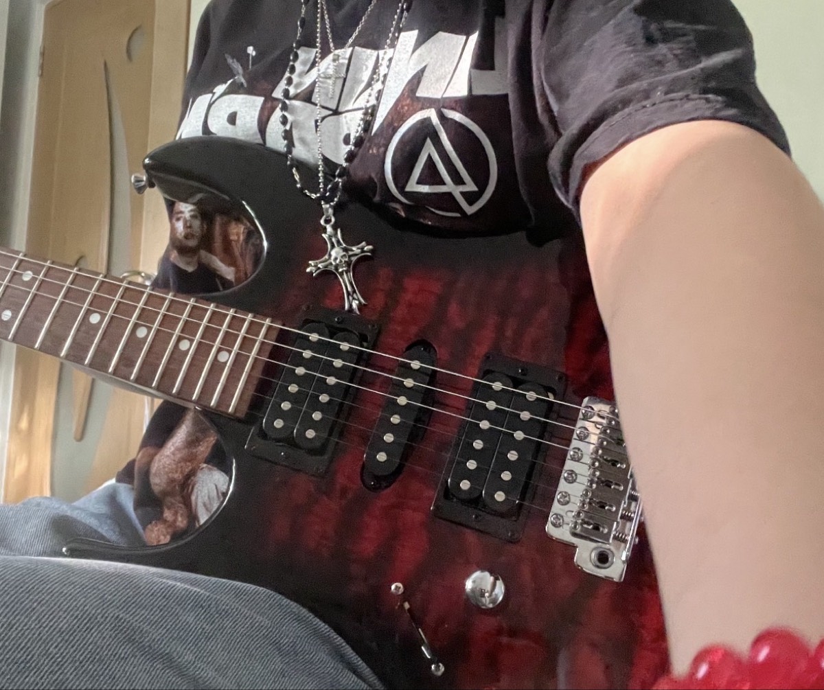 Te învăț să cânți la chitară electrică!🎸